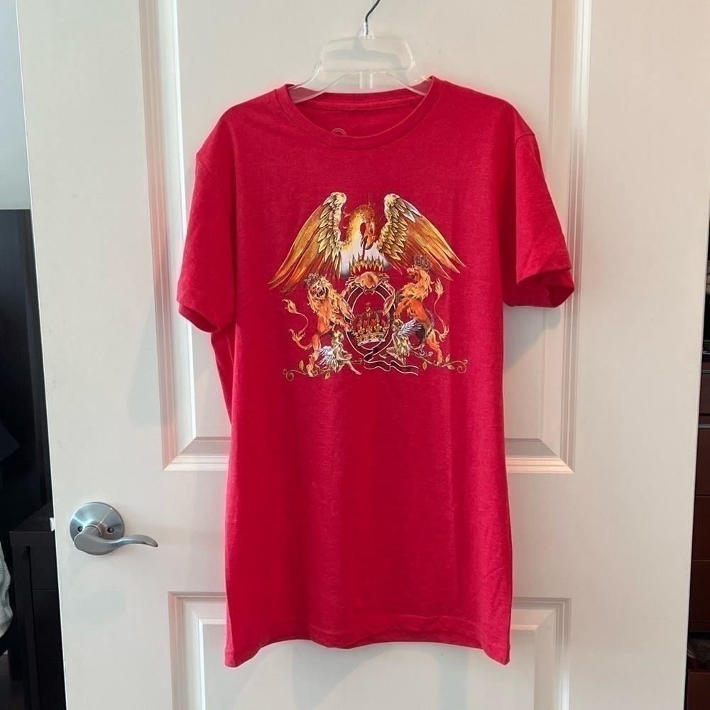 Queen Red Band Tee Shirt
